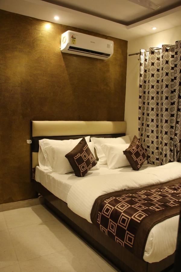 Hotel Snow White Inn Nueva Delhi Exterior foto